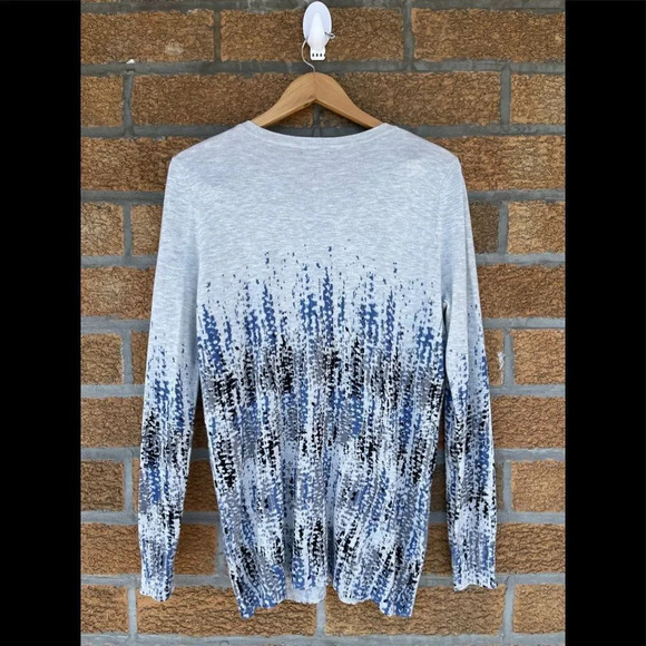 Leo & Ugo sweater set size 5 /XL - Picture 14 of 14